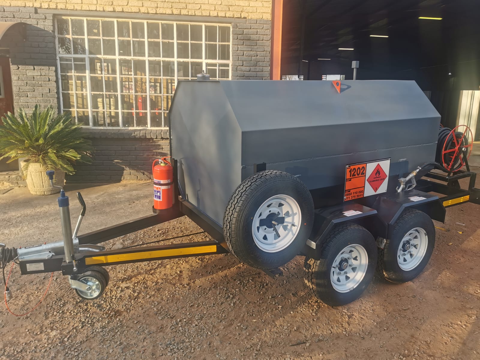 2500L Diesel Tanker, a Diesel Tanker Trailers build by LF Trailers — tough-built, NATIS-registerable trailers manufactured in Gauteng, photo 2 of 3