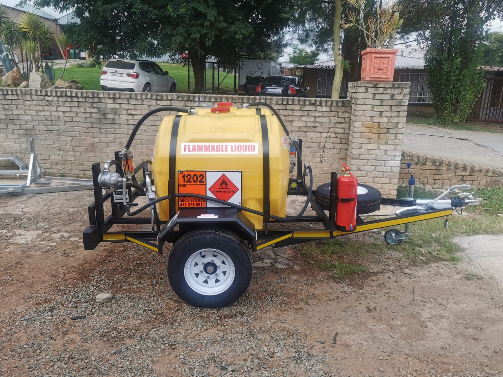 Dual Fuel Tanker — 2 × 600L, a Dual Fuel Tanker Trailers build by LF Trailers — tough-built, NATIS-registerable trailers manufactured in Gauteng, photo 4 of 4