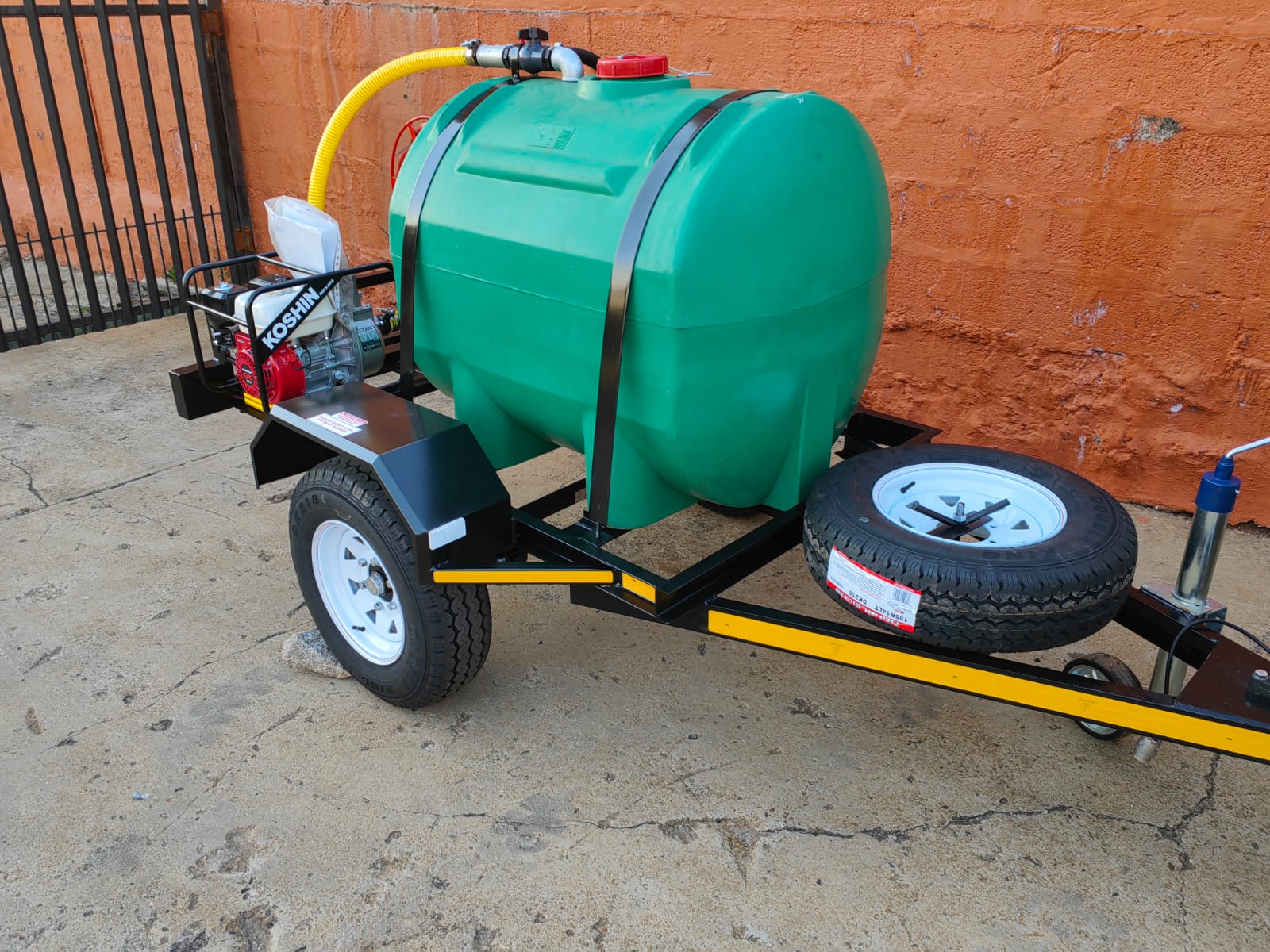 600L Water Tanker, a Water Tanker Trailers build by LF Trailers — tough-built, NATIS-registerable trailers manufactured in Gauteng, photo 1 of 3