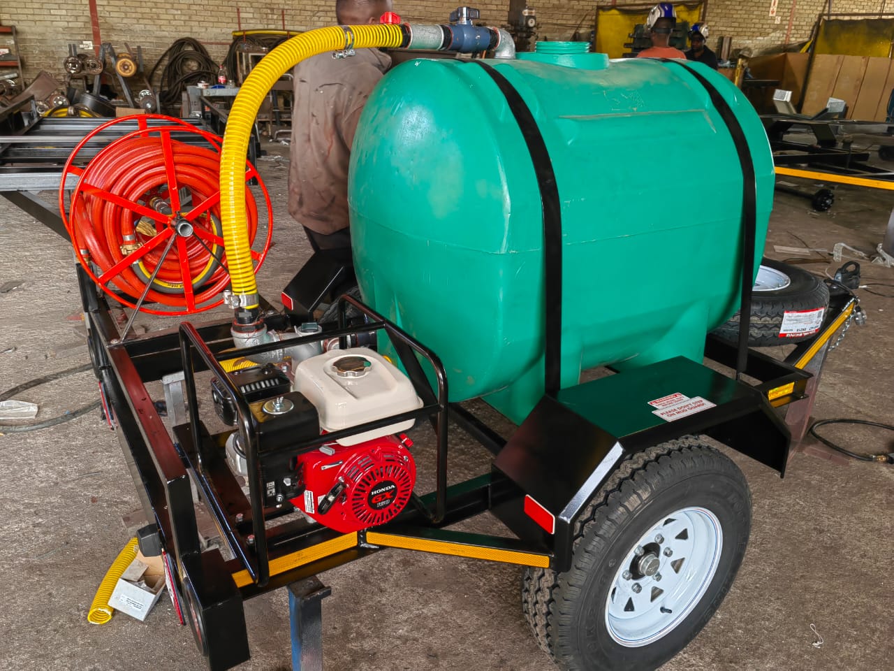 600L Water Tanker, a Water Tanker Trailers build by LF Trailers — tough-built, NATIS-registerable trailers manufactured in Gauteng, photo 2 of 3